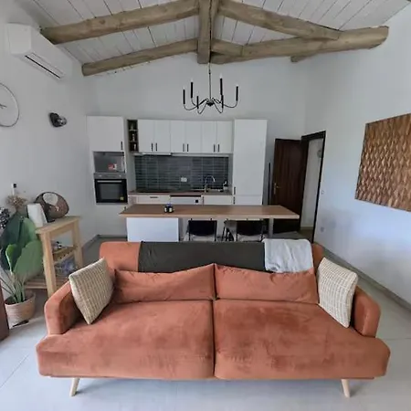 Charming Sardinian Dream Σαλέ *